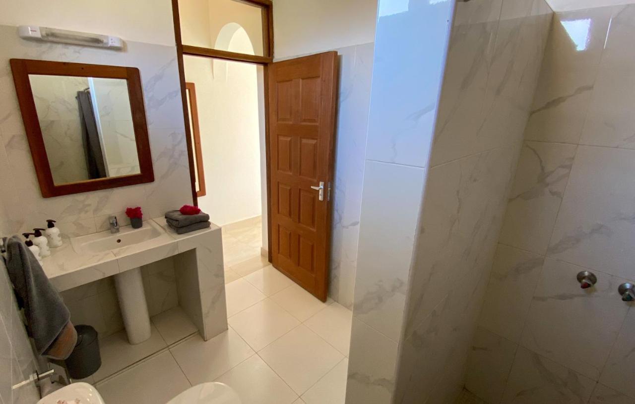 Butiama Bustani Hotel 킬린도니 외부 사진
